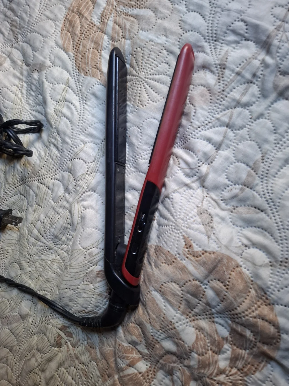 Black and Red Women's Hair Straightener - Unbranded